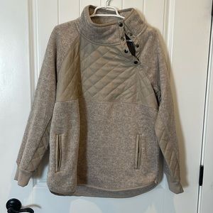 Abercrombie women’s sweatshirt. Size large, worn once.